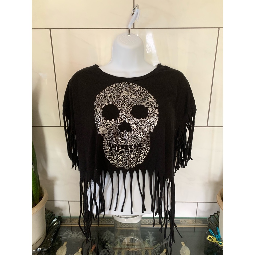 Floral skull fringe crop top🥀(3)